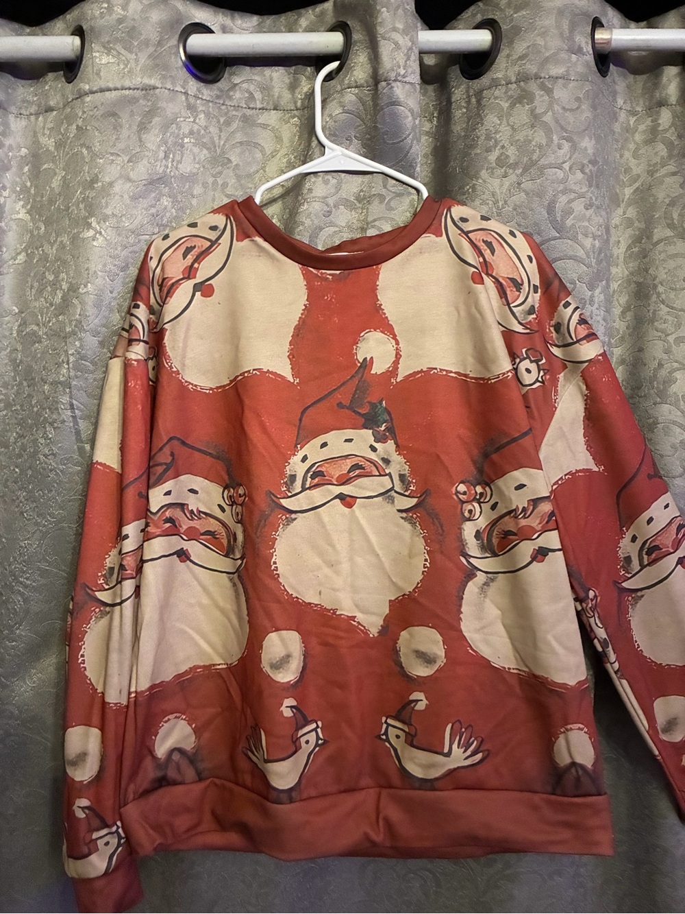 Women’s Red Santa Graphic Holiday Sweatshirt